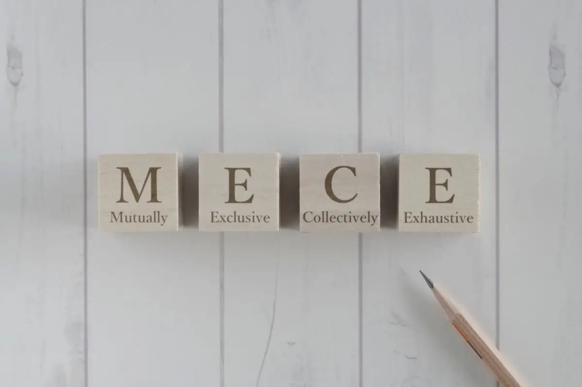 MECEとは？モレなくダブりなく整理する思考の基本